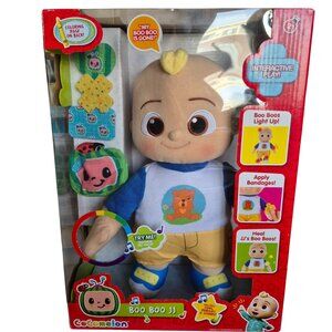 Cocomelon Boo Boo JJ Interactive Plush Doll • Lights Up & Sounds • Bandage Play